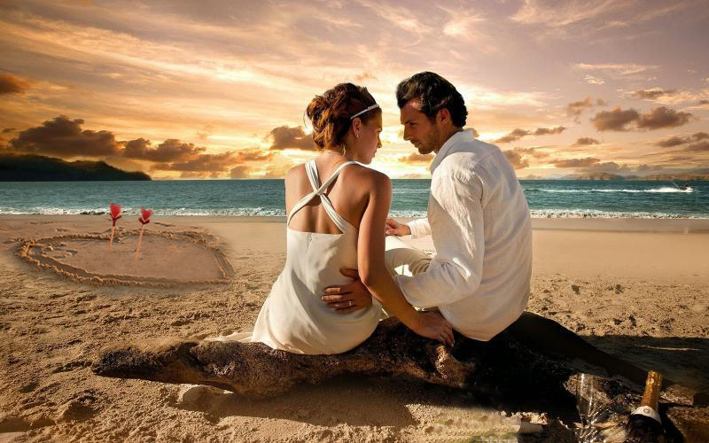 Фото Влюбленные встречают рассвет на берегу моря в День святого Валентина
