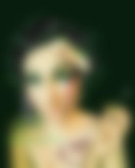Фото Девушка с зелеными волосами вышила у себя над грудью сердце, by ElectronicRainbow