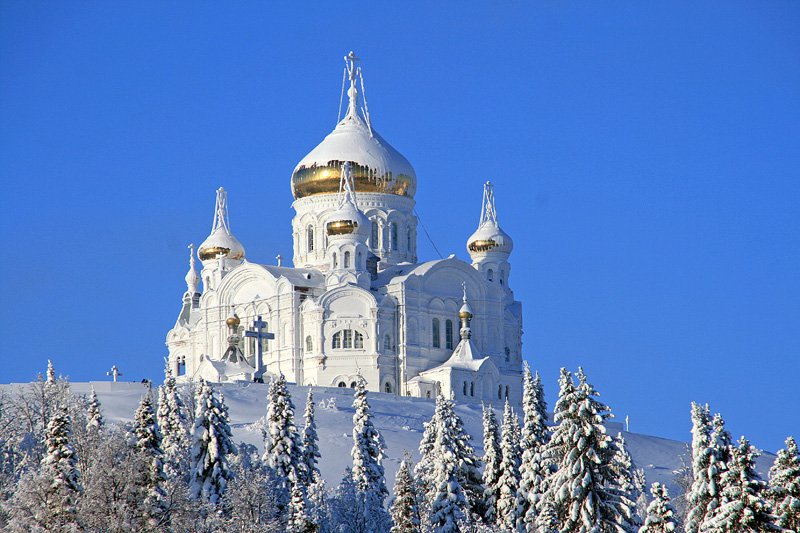 Фото Белогорский Свято-Николаевский православно-миссионерский мужской монастырь зимой