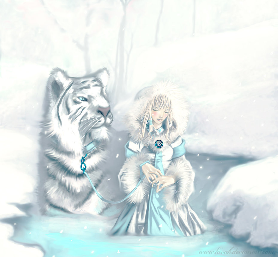Фото Белокурая девушка стоит с белым тигром в воде в окружении снега