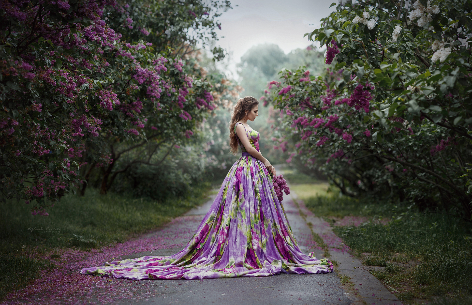 Длинные платья из цветов