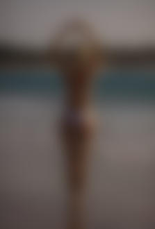 Фото Девушка стоит на пляже, фотограф Виктор Кононский