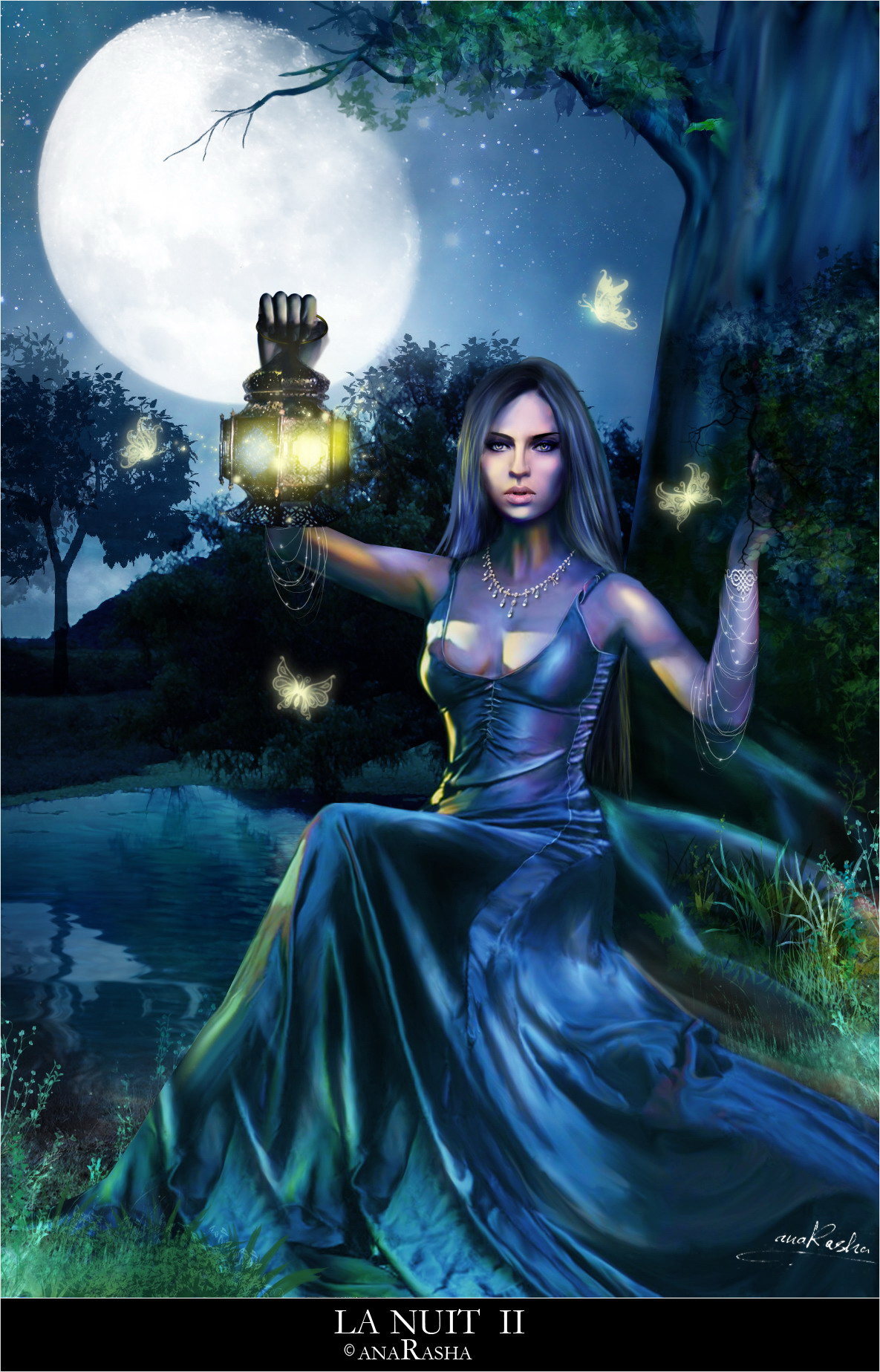 Фото Готическая девушка с фонарем в руке на фоне леса и ночного неба