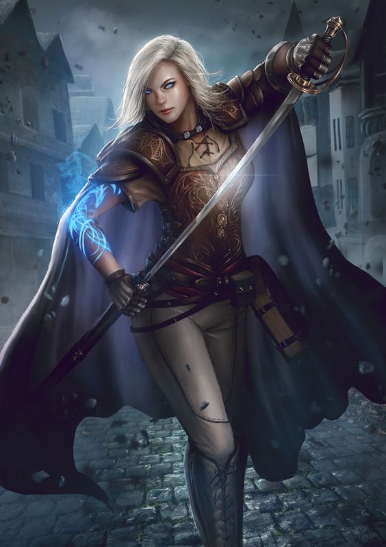 Фото Девушка со светлыми волосами достает меч