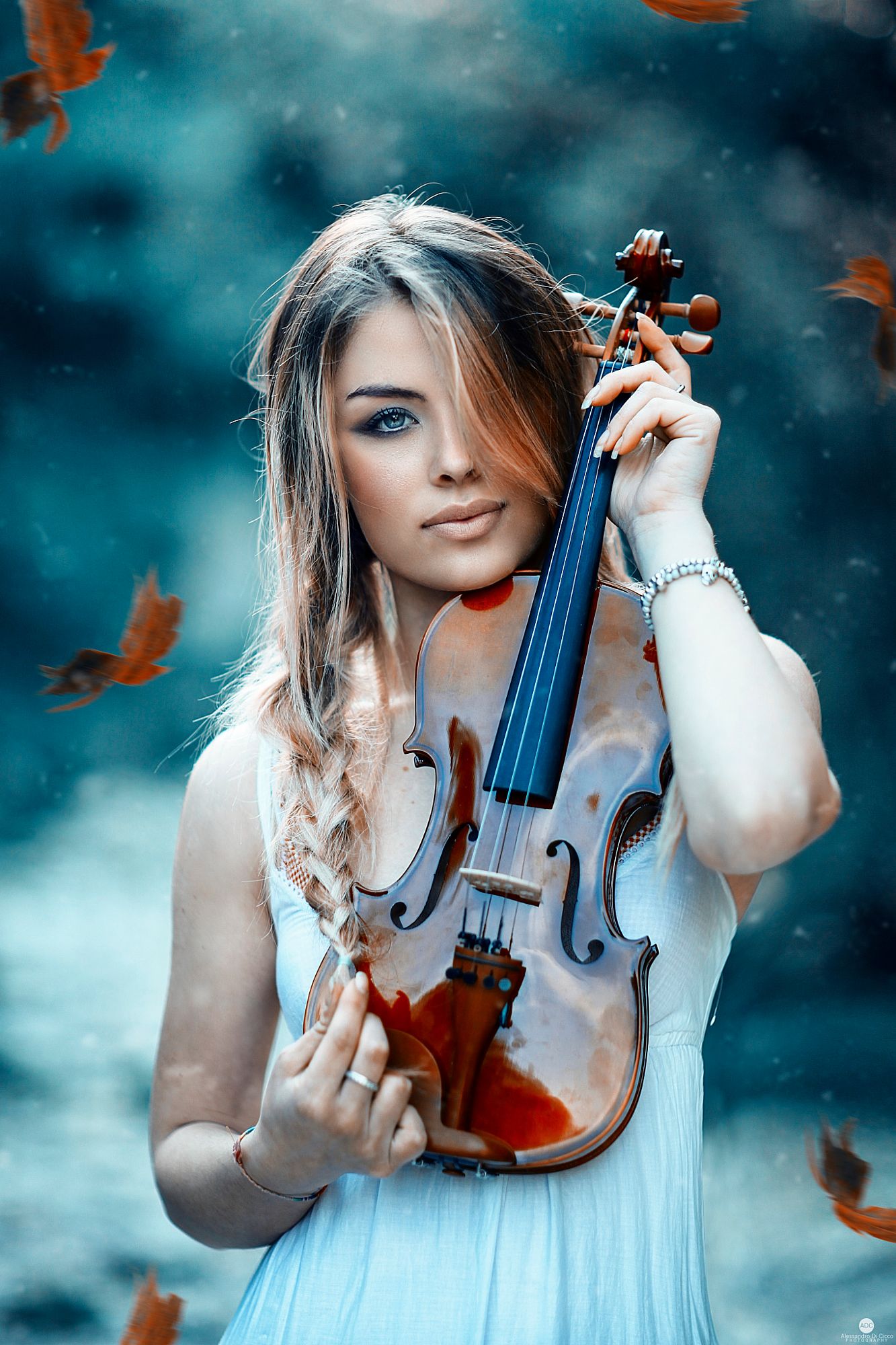 Музыка скрипачки. Девушки со скрипкой. Красивые девушки скрипачки. Красивая девушка со скрипкой.