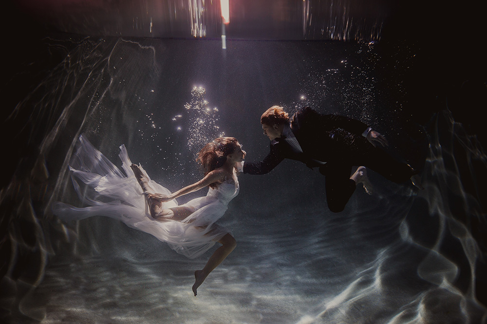 Фото Влюбленная пара под водой, by Shaun Menary