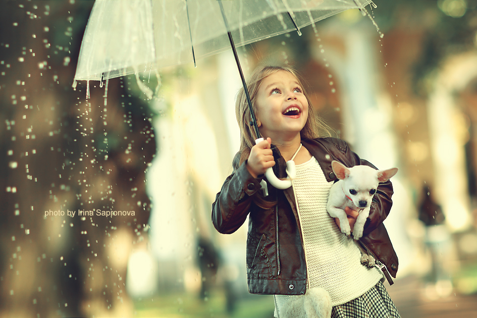Фото Девочка со щенком и зонтом в руках, фотограф Сапронова Ирина