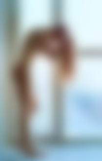 Фото Обнаженная девушка стоит у окна, фотограф Сергей Betz