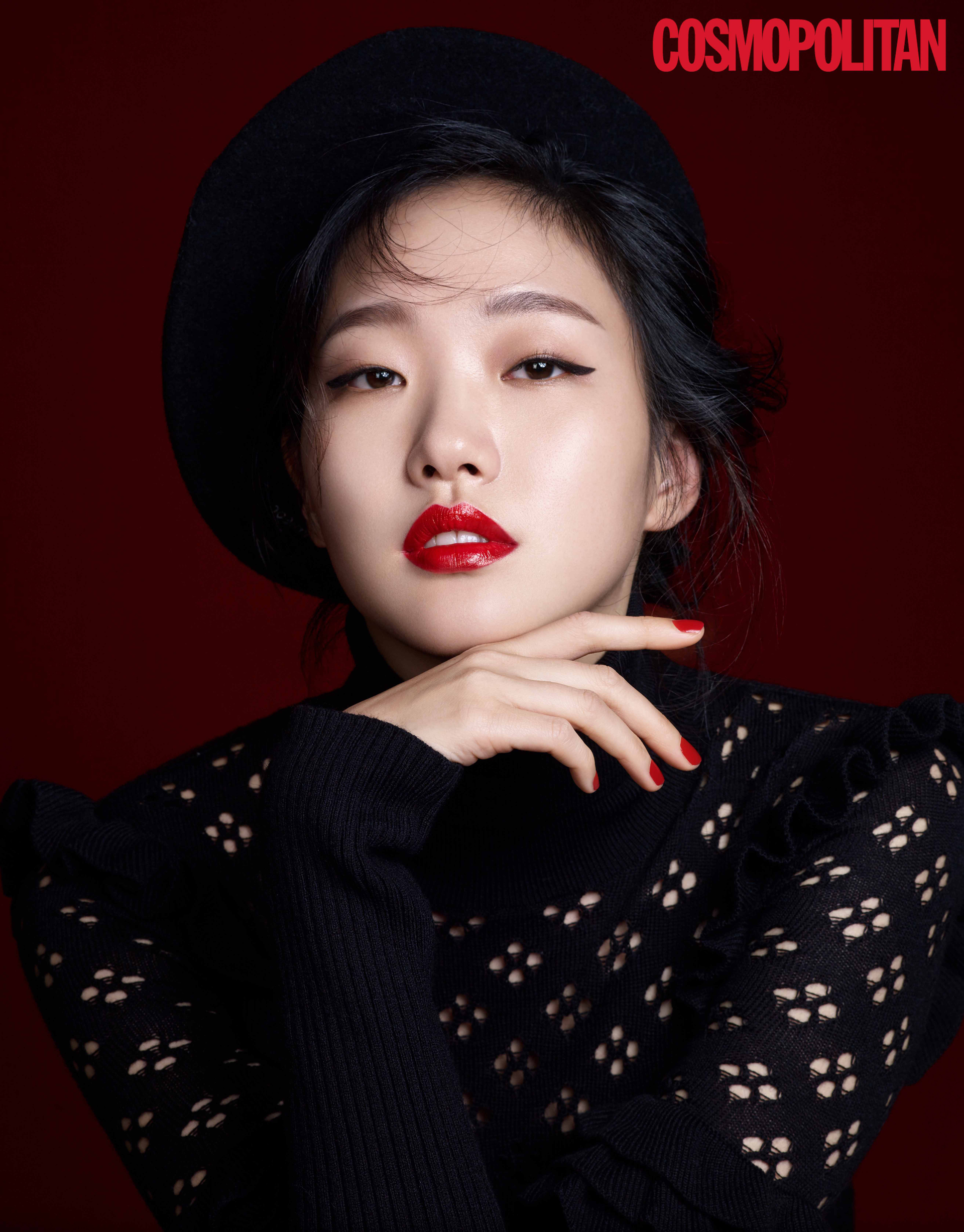 Фото Южнокорейская актриса Kim Go Eun / Ким Го Ын, Фотосессия для журнала «Cosmopolitan»