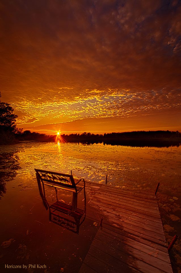 Фото Лавочка у озера на закате, by Phil Koch