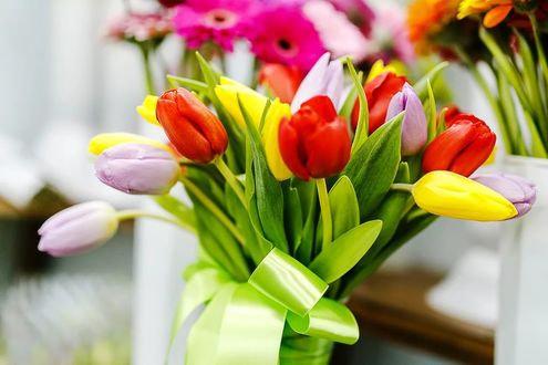 Букеты тюльпанов фото красивые живые реальные