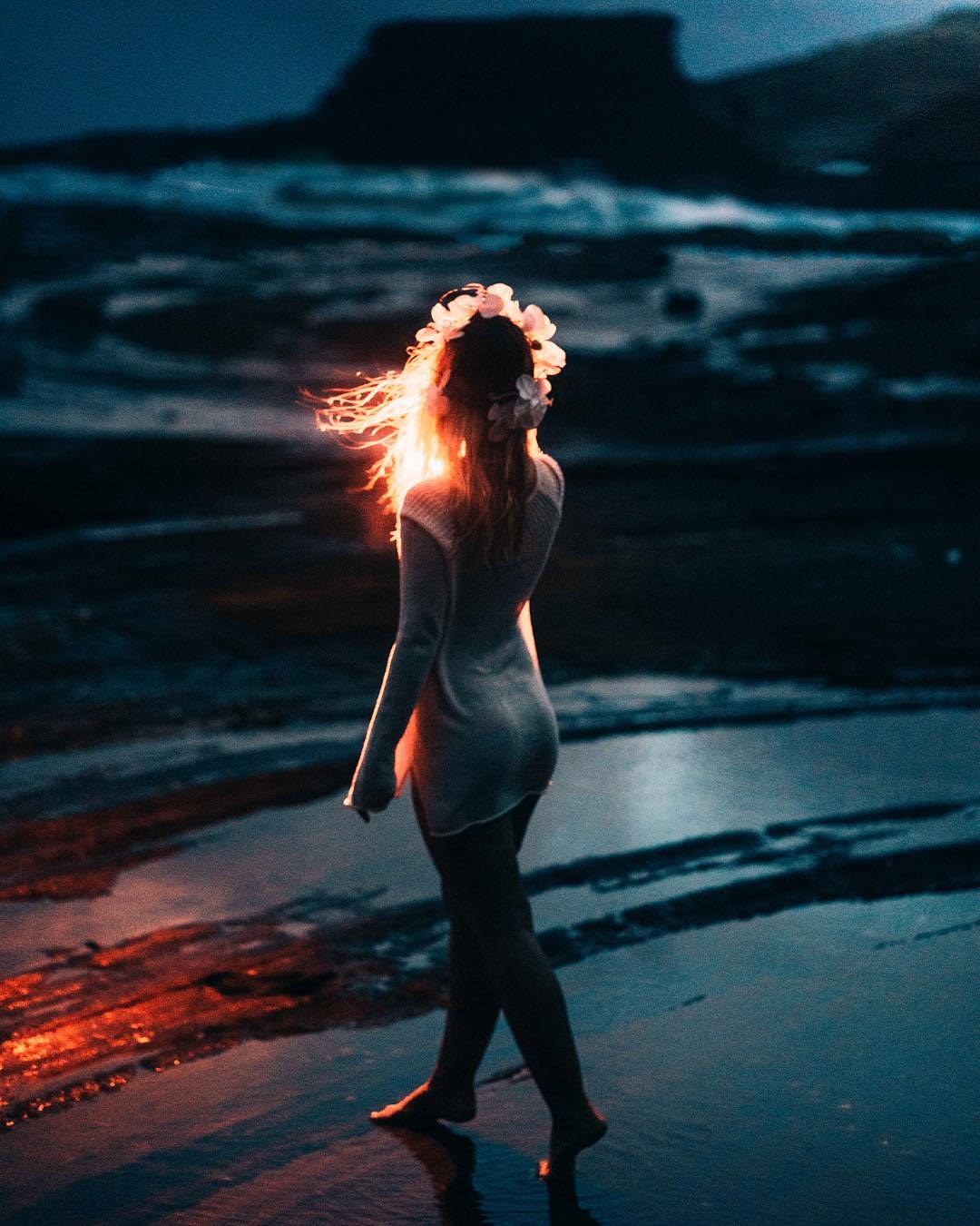 Фото Девушка в венке стоит у моря, by christopher. james