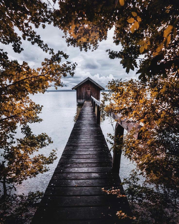 Фото Мостик проложен к домику на воде, by Marcel Siebert