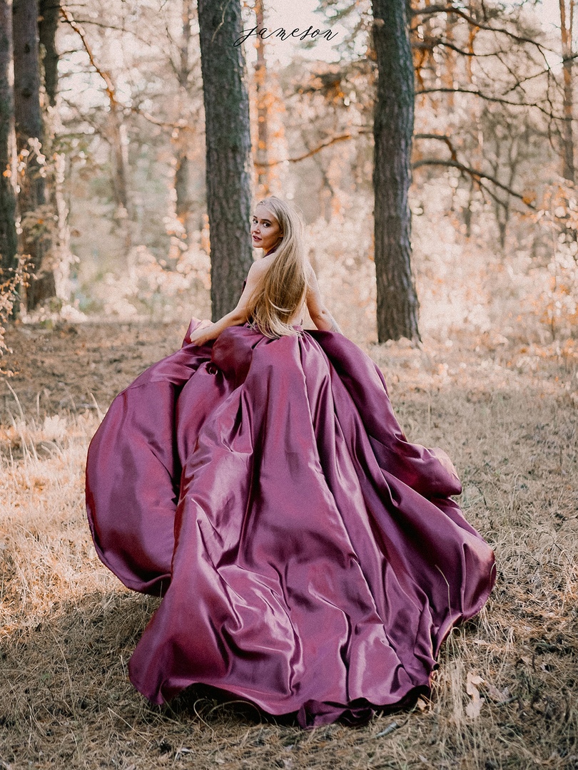 Платье лес