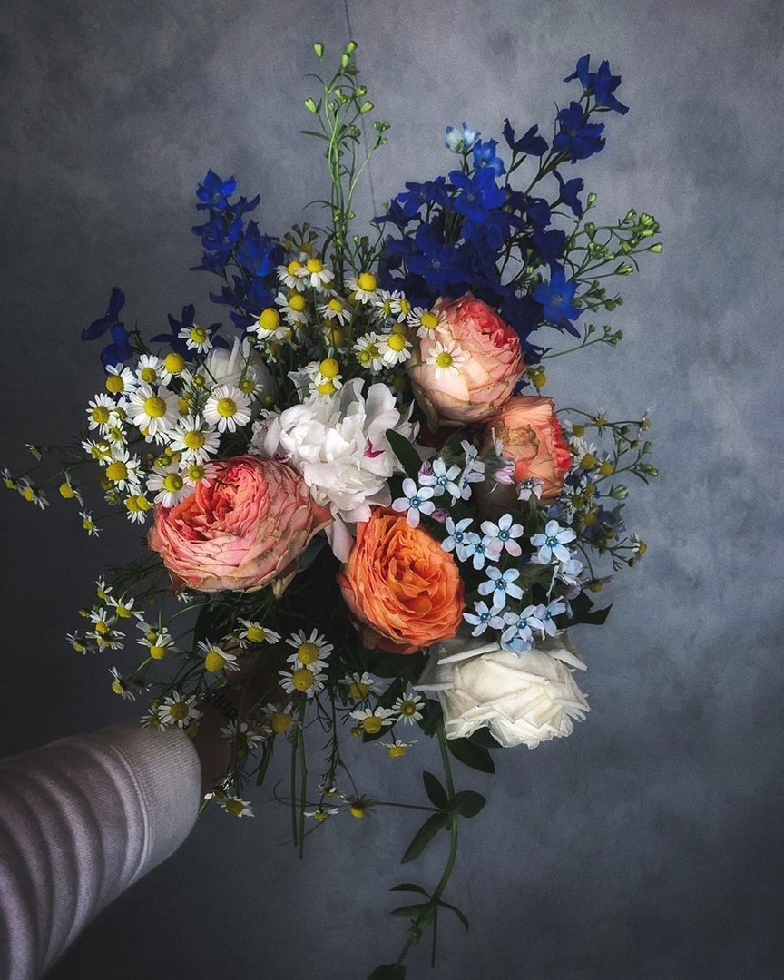 Фото Букет цветов в руке, by Mai Yanagisawa