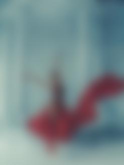 Фото Девушка - балерина в красном стоит на цыпочках, by DanHecho