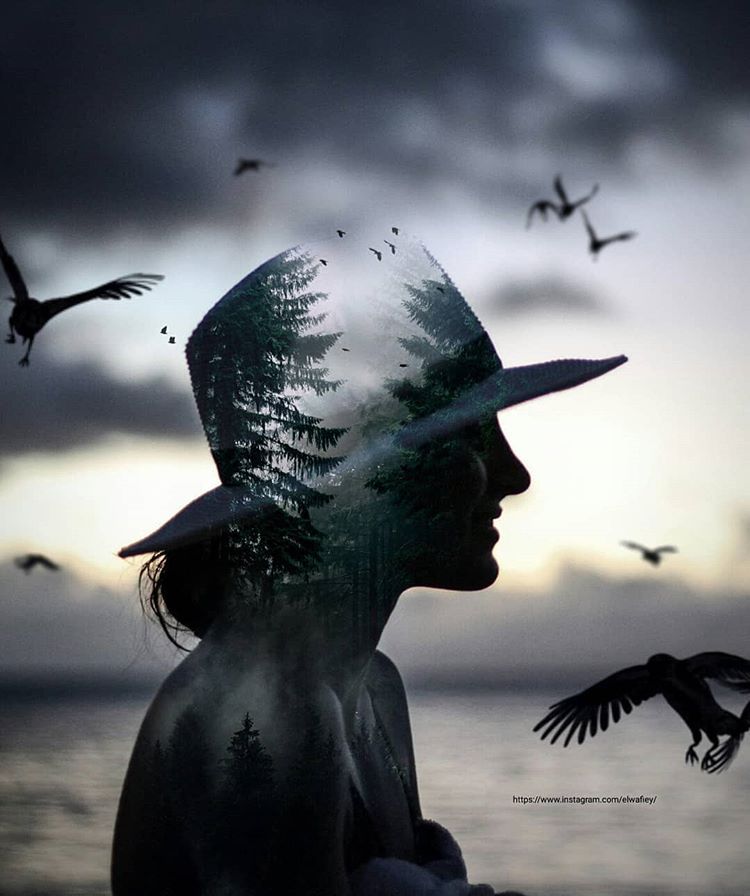 Фото Оригинальный портрет девушки в шляпе в окружении парящих птиц