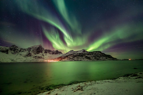Фото Северное сияние на небе, Норвегия. Фотограф Тодор Божков