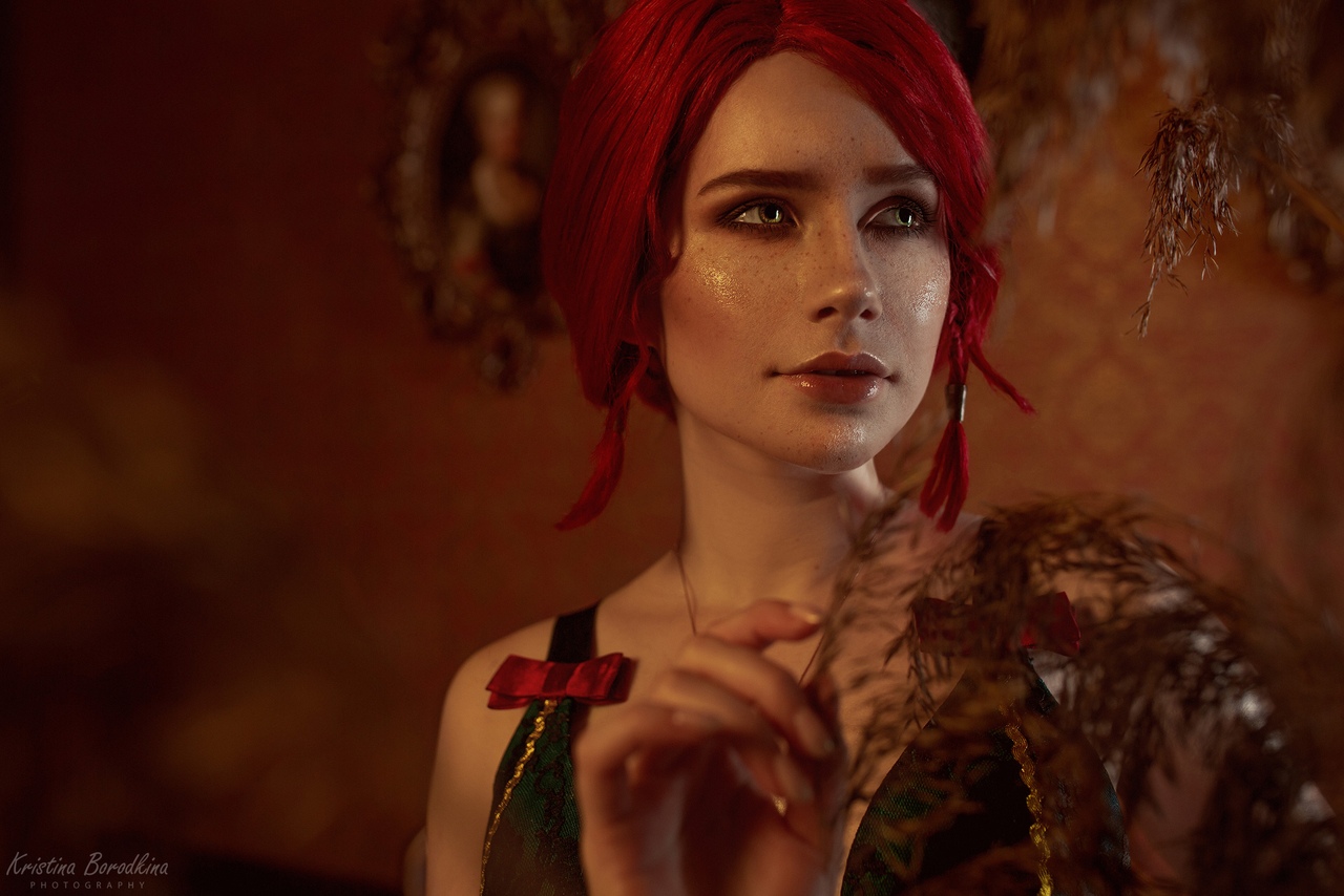 Фото Девушка в образе Triss Merigold / Трисс Меригольд из игры The Witcher  3: Wild Hunt / Ведьмак 3: Дикая Охота, фотограф Кристина Бородкина