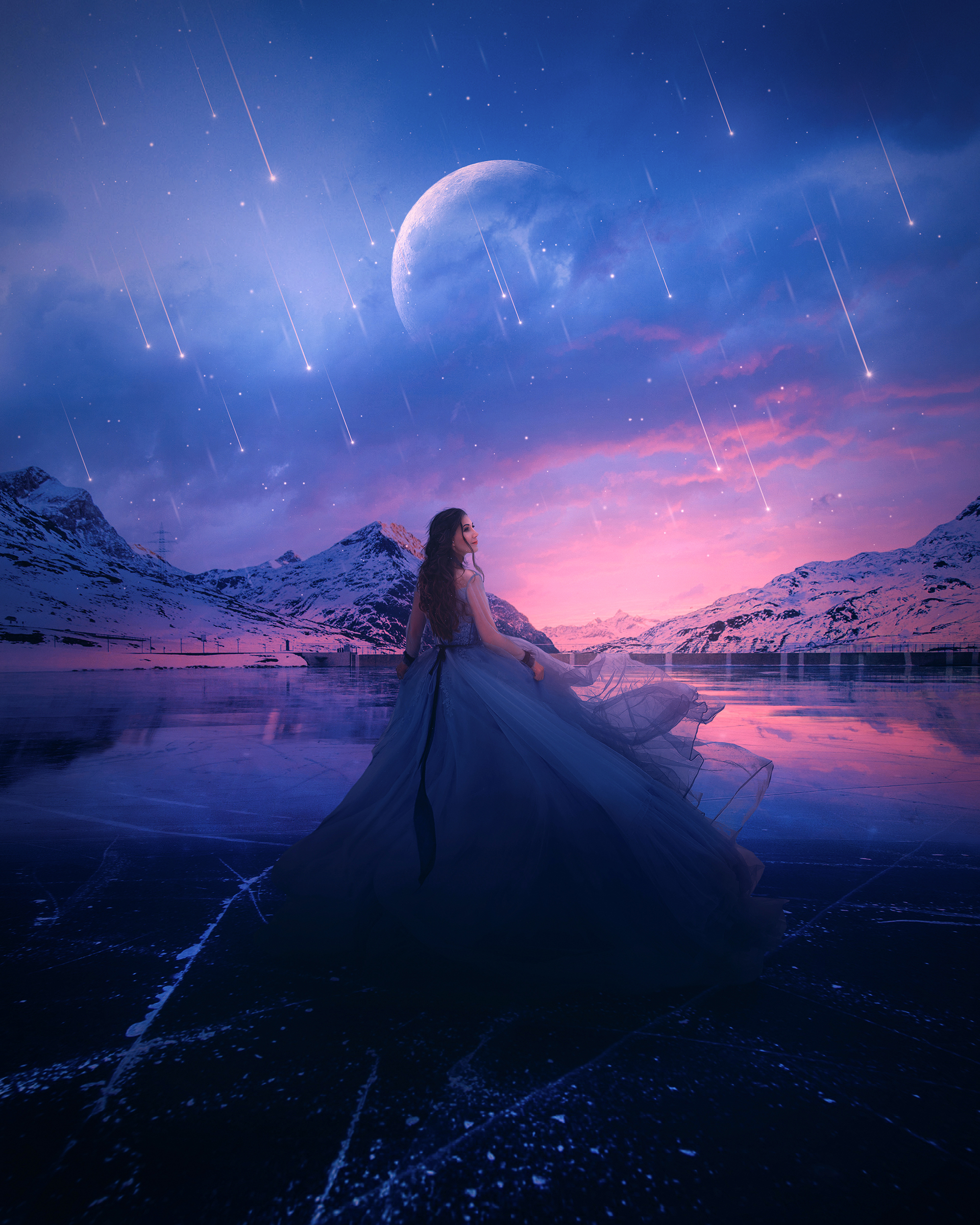 Фото Девушка в длинном платье стоит на фоне замерзшего озера, by aronvisuals