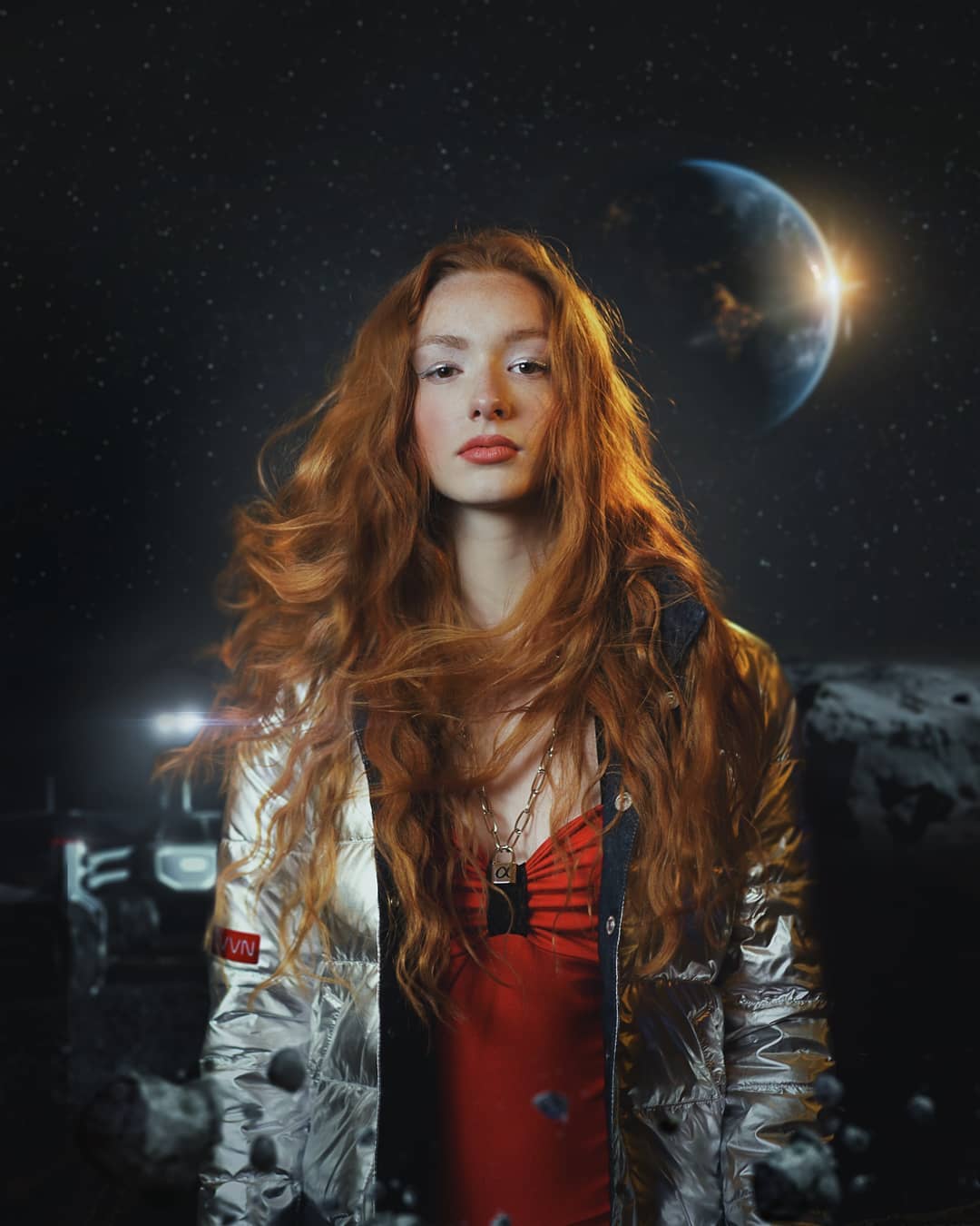 Фото Рыжеволосая девушка в космосе, откуда видна планета Земля, by Ivan Wong