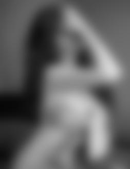 Фото Черно-белый портрет полуобнаженной девушки, by chenbo