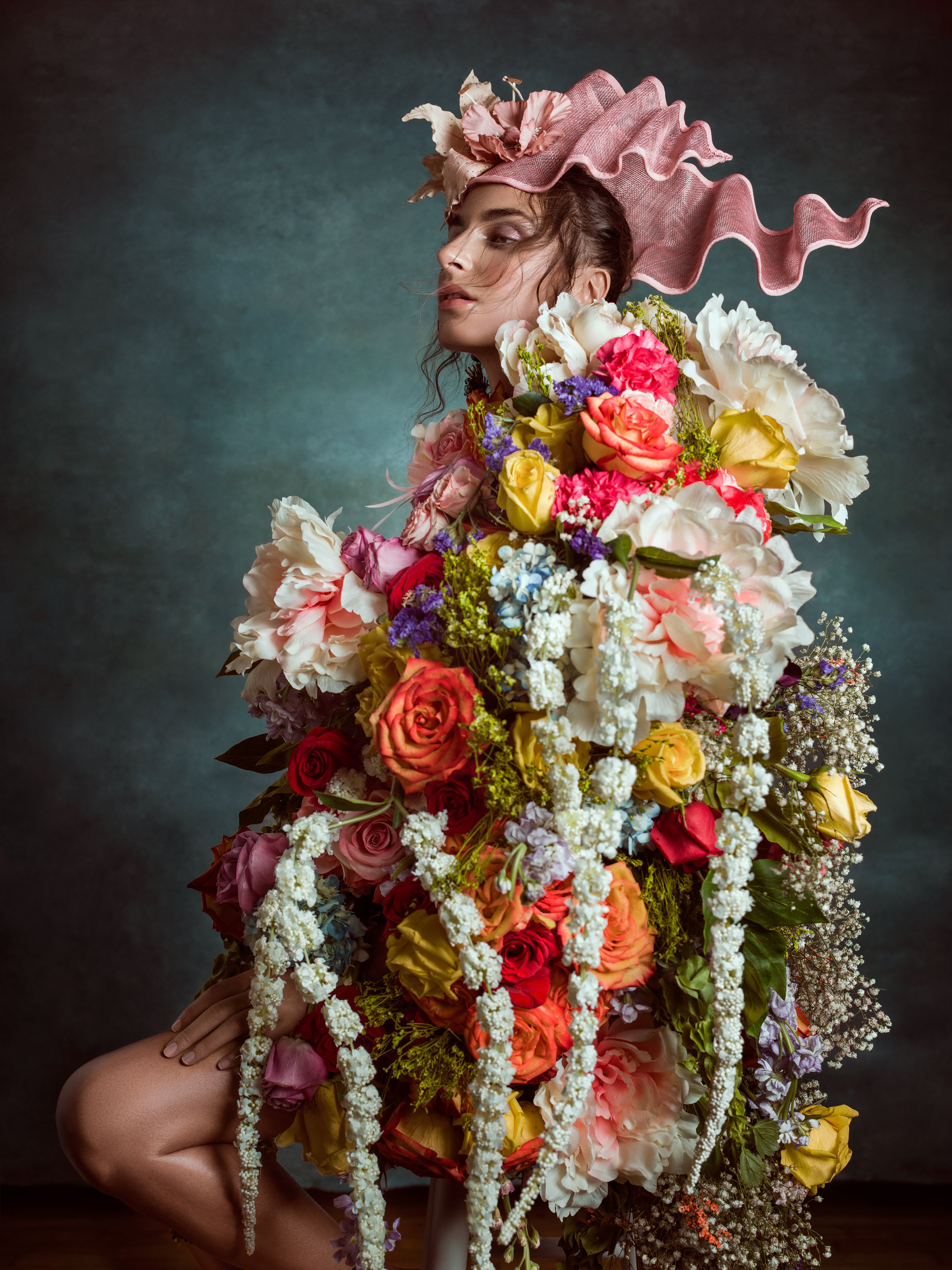 Фото Девушка украшена цветами. Фотограф Riga Elina
