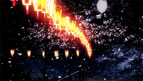 Анимация Весенние лепестки сакуры слетают с деревьев на ночной аллее с горящими фонарями, гифка Весенние лепестки сакуры слетают с деревьев на ночной аллее с горящими фонарями
