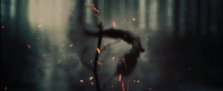 Анимация Ворон летит над горящей природой и рука проводит по клавишам пианино