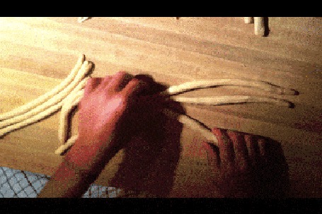 Анимация Как делается булочка плетенка