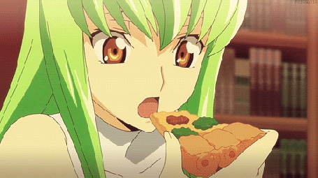 Анимация C. C. / C. C. ест пиццу, момент из аниме Код Гиас / Code Geass