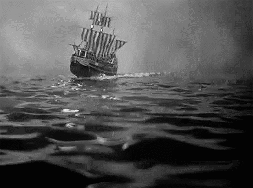 Анимация Парусный корабль взлетает в небо с поверхности воды, гифка Парусный корабль взлетает в небо с поверхности воды