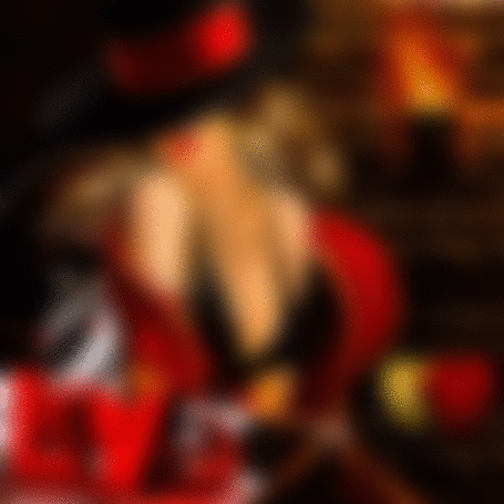 Анимация Девушка в шляпе на фоне лампы с огнем и сердечек (Love)