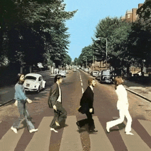 Анимация Британская рок группа движется по дорожному переходу. С обложки известного диска Abbey Road, гифка Британская рок группа движется по дорожному переходу. С обложки известного диска Abbey Road