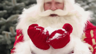 Анимация Дед Мороз сдувает снег с рук, одетых в теплые рукавицы, гифка Дед Мороз сдувает снег с рук, одетых в теплые рукавицы
