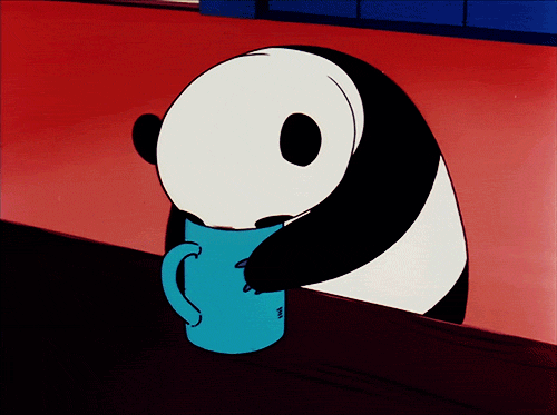 Анимация Панда / Panda из аниме Кафе «У Белого Медведя» / Shirokuma Cafe что-то пьет, гифка Панда / Panda из аниме Кафе «У Белого Медведя» / Shirokuma Cafe что-то пьет