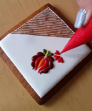 Анимация Ручная роспись пирожного