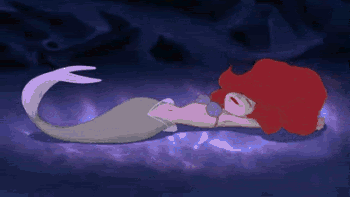 Анимация Ариэль / Ariel лежит на дней океана и поет, из мультфильма Русалочка / The Little Mermaid, гифка Ариэль / Ariel лежит на дней океана и поет, из мультфильма Русалочка / The Little Mermaid