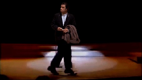 Анимация Актер Джон Траволта / John Travolta исполняет лунную походку, как Майкл Джексон / Michael Jackson