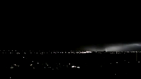Анимация Гроза над ночным городом, гифка