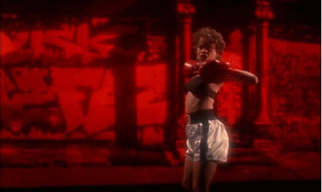 Анимация Рози Перес / Rosie Perez тренируется в боксерских перчатках