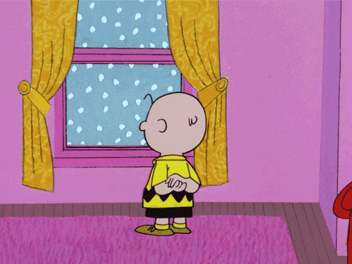 Анимация Мальчик стоит у окна в комнате и смотрит на падающий снег, гифка Мальчик стоит у окна в комнате и смотрит на падающий снег