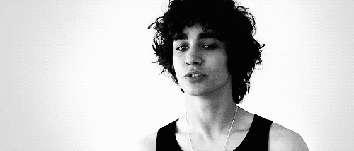 Анимация Ирландский актер Ро&;берт Майкл Ши&;эн / Robert Michael Sheehan/, гифка Ирландский актер Ро&;берт Майкл Ши&;эн / Robert Michael Sheehan/