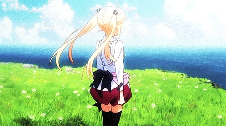 Анимация Мичиру Мацушима / Michiru Matsushima из аниме Плод Грисайи / Grisaia no Kajitsu, девушка в чокере на шее, улыбается