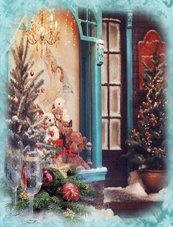 Анимация Новогодние елки около входа в дом, рядом стоят бокалы с шампанским, под елкой игрушки,