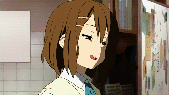 Анимация Юи Хирасава / Yui Hirasawa из аниме Кэйон! / K-On! показывает лист с плохой оценкой, гифка Юи Хирасава / Yui Hirasawa из аниме Кэйон! / K-On! показывает лист с плохой оценкой