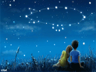 Анимация Мальчик и девочка сидящие друг с другом где-то в поле, смотрят на звездное небо, на котором видно созвездие дирижабля, гифка Мальчик и девочка сидящие друг с другом где-то в поле, смотрят на звездное небо, на котором видно созвездие дирижабля