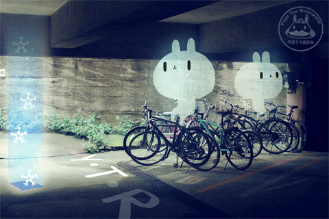 Анимация Прозрачные зайчики сидят на велосипедах, by Yoyo the Ricecorpse, гифка Прозрачные зайчики сидят на велосипедах, by Yoyo the Ricecorpse