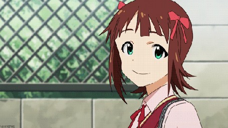 Анимация Amami Haruka идет по улице