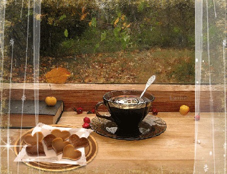 Анимация На подоконнике стоит чашка с кофе и лежат печенья в форме сердечек, за окном осенняя дождливая погода